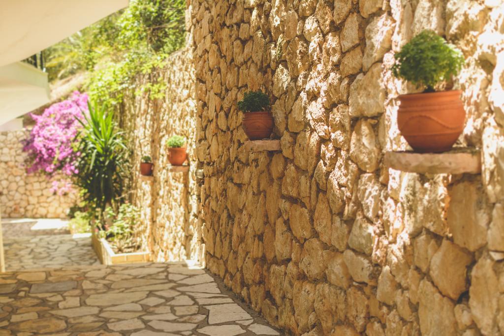 Althea Studios Lefkada Áyios Nikítas Quarto foto